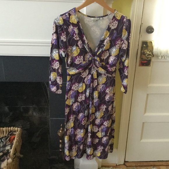Boden Twist Front Jersey Dress Floral Purple - Sz 8R US, 12R UK - Picture 3 of 11